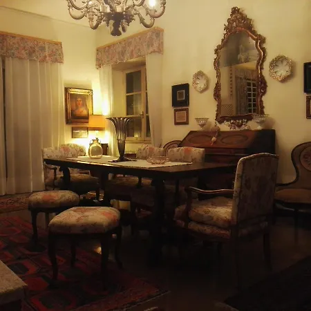 Paradiso Hotel *